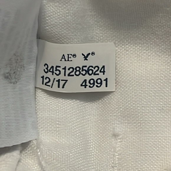 American Eagle Outfitters White Midi Short Raw Hem Shorts Size 10 - Picture 13 of 13